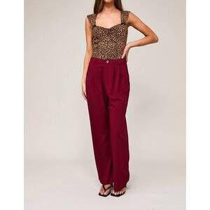 NEW LE LIS prowess sweetheart neck bodysuit in leopard